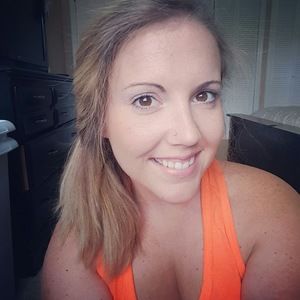 Meet your Posher, Holly